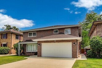 317 N Dee Rd in Park Ridge, IL - Building Photo - Building Photo