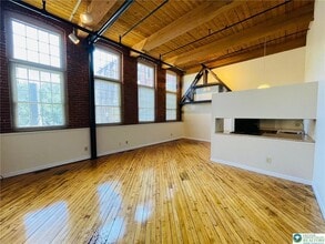 101 Race St in Catasauqua, PA - Building Photo - Building Photo