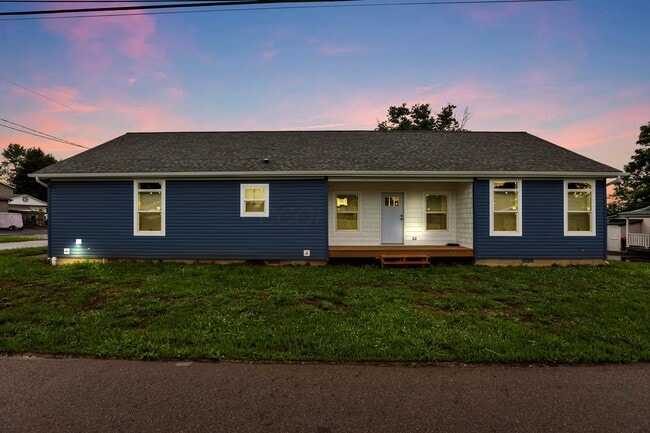 property at 216 Wood St