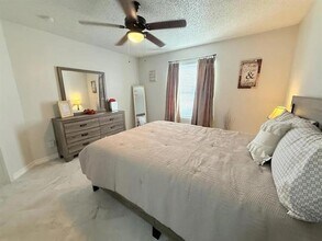 1001 Pecan Crossing Dr in Desoto, TX - Building Photo - Building Photo