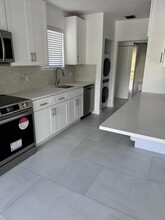6314 Longboat Ln W in Boca Raton, FL - Building Photo - Building Photo