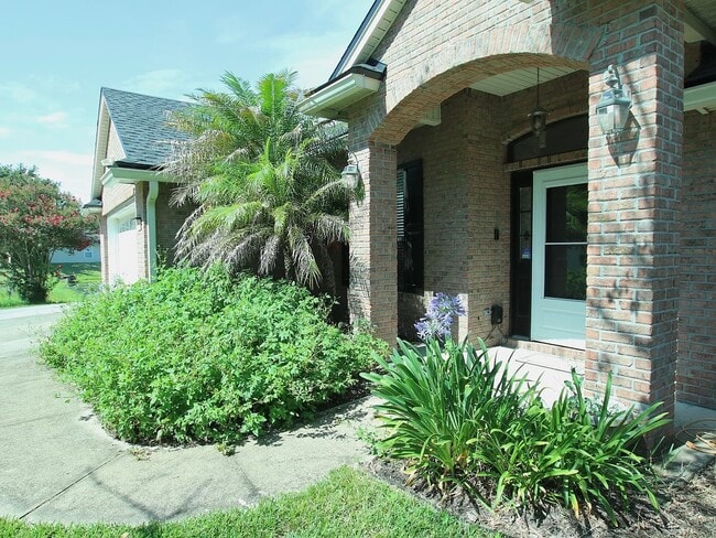 property at 12614 Arrowleaf Ln