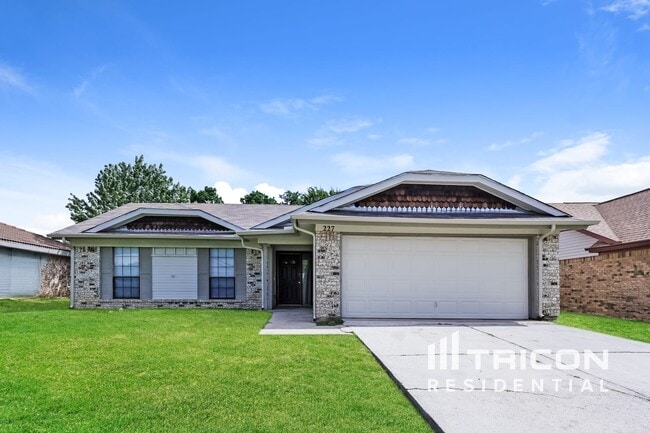 227 Lemon Dr