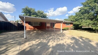5502 9th St in Lubbock, TX - Building Photo - Building Photo