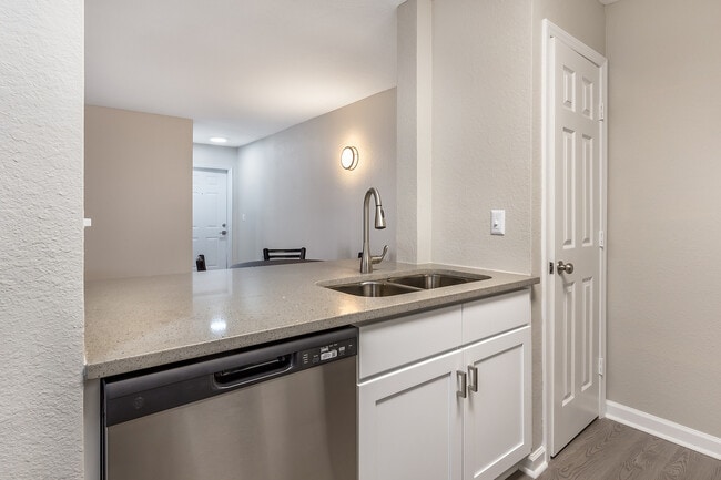 Village Green Student Housing in Raleigh, NC - Building Photo - Building Photo