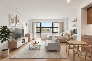 171 Suffolk St, Unit 9B in New York, NY - Building Photo