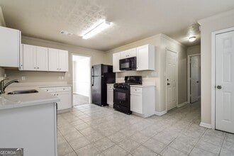 742 Riverlanding Dr in Lawrenceville, GA - Building Photo - Building Photo