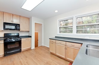 407 Boston Ave in Takoma Park, MD - Building Photo - Building Photo