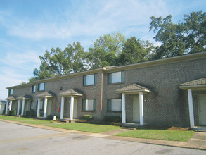 Greenbriar Townhomes in Theodore, AL - Building Photo - Building Photo