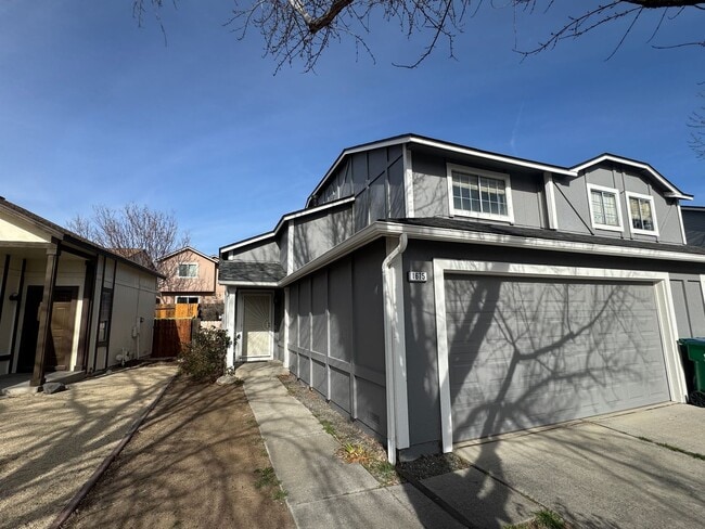 1675 Round Mountain Cir in Sparks, NV - Building Photo - Building Photo