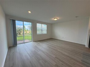 16460 Happy Eagle Dr in Clermont, FL - Building Photo - Building Photo