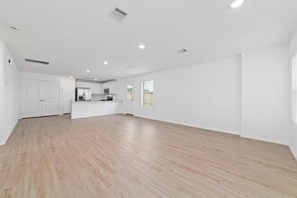 2902 Mallorca Dr in Conroe, TX - Building Photo - Building Photo