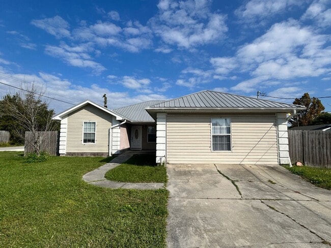 property at 6201 Ivy Rd