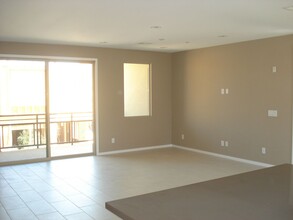 11256 Rainbow Peak Ave in Las Vegas, NV - Building Photo - Building Photo