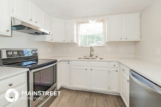 917 Rose Petal Ln in Knoxville, TN - Building Photo - Building Photo