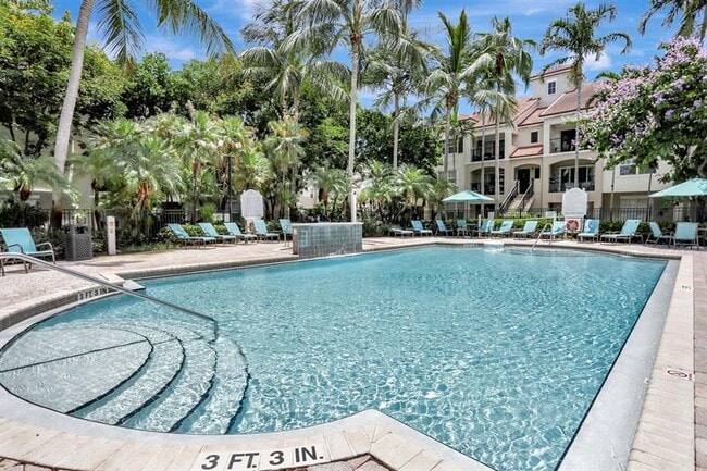 5800 W Sample Rd in Coral Springs, FL - Building Photo - Building Photo