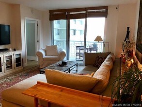 5825 Collins Ave-Unit -3K in Miami Beach, FL - Building Photo - Building Photo