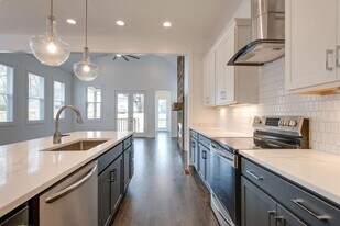 1616 12th Ave N in Nashville, TN - Building Photo