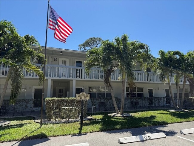 28 Ventnor Dr, Unit 28 in Deerfield Beach, FL - Building Photo - Building Photo