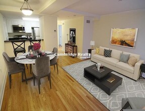 23 Wendell St, Unit 6A in Cambridge, MA - Building Photo - Building Photo