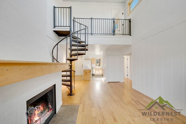 property at 21 Buffalo Dr