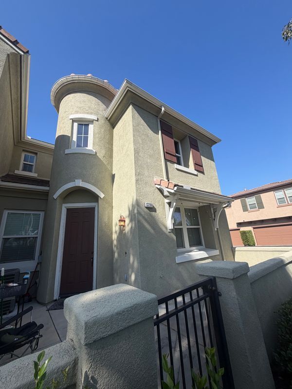 property at 13290 Murano Ave