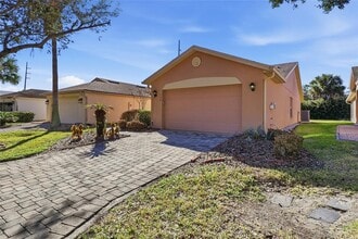 156 Grand Canal Dr in Poinciana, FL - Building Photo - Building Photo