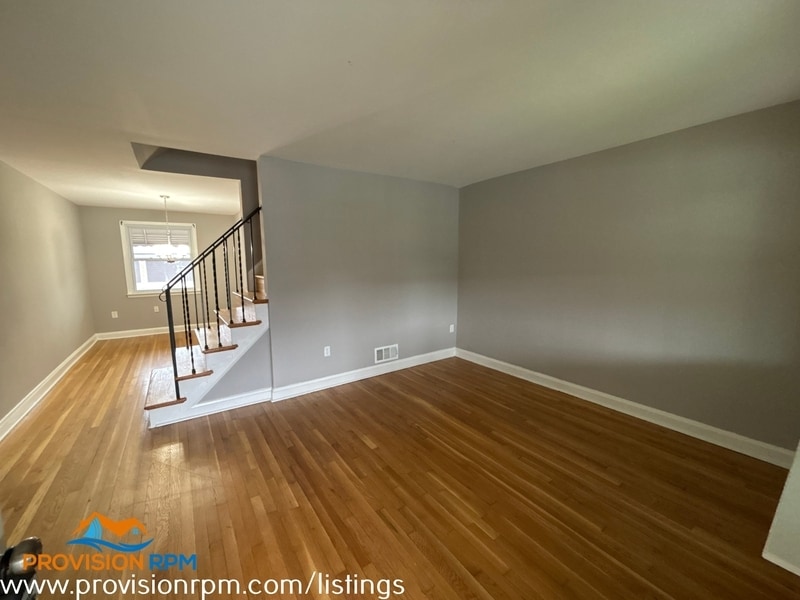 8532 Kavanagh Rd in Dundalk, MD - Building Photo