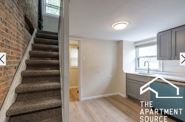 property at 1501 W Fullerton Ave