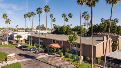 Arcadia Villa Apartments in Phoenix, AZ - Building Photo - Building Photo