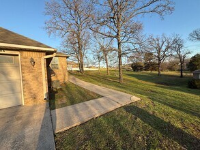 1528 N 24th St in Van Buren, AR - Building Photo - Building Photo