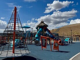 1565 Charmer Ln in Saratoga Springs, UT - Building Photo