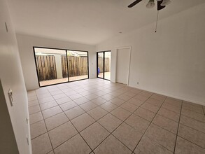 261 Meadows Dr in Boynton Beach, FL - Building Photo - Building Photo