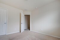 1735 Nichole Woods Dr photo'