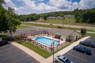 Riverbend Apartments in Gadsden, AL - Building Photo - Building Photo