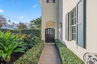 1028 Bay St in Delray Beach, FL - Building Photo - Building Photo