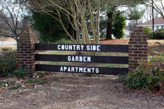 Countryside Gardens in Winston-Salem, NC - Building Photo - Building Photo