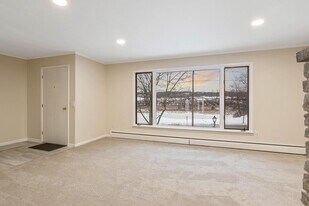 4489 Pompey Center Rd in Manlius, NY - Building Photo