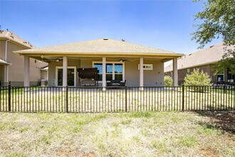 817 Desaix Dr in Georgetown, TX - Building Photo - Building Photo