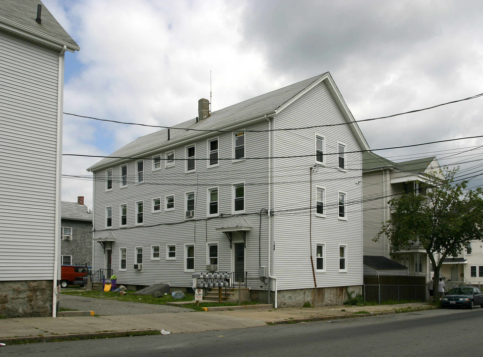 138-148 Peckham St in Fall River, MA - Foto de edificio