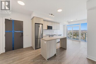 2088 James St in Burlington, ON - Building Photo - Building Photo