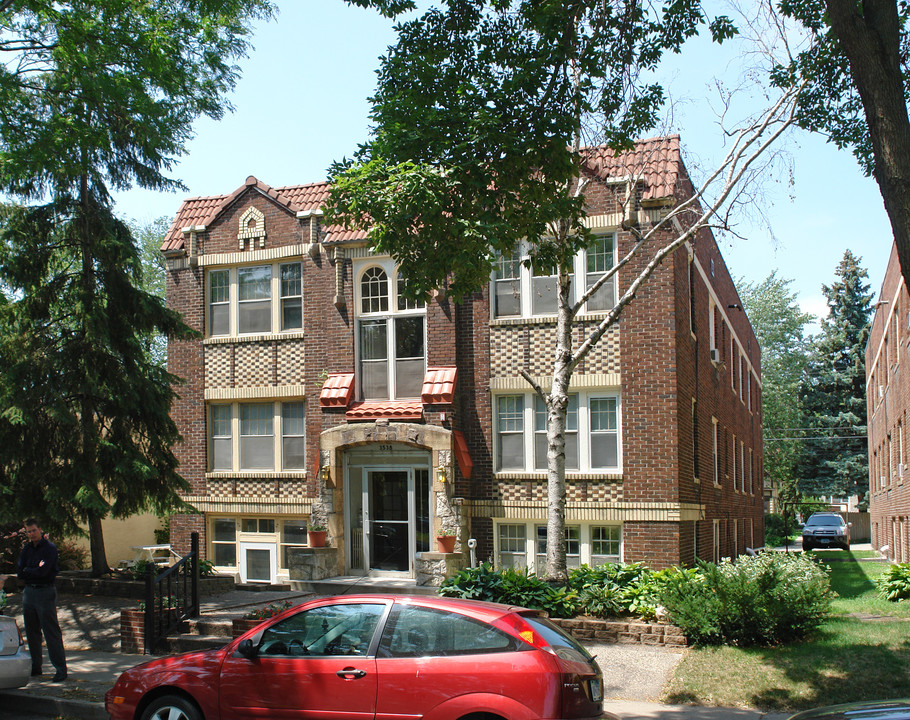 3534-3538 Grand Ave S in Minneapolis, MN - Foto de edificio