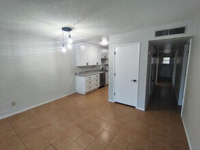 5021 E Adams St in Tucson, AZ - Building Photo - Building Photo