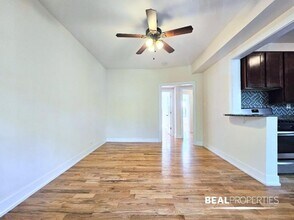 3525 N Racine Ave in Chicago, IL - Building Photo - Building Photo