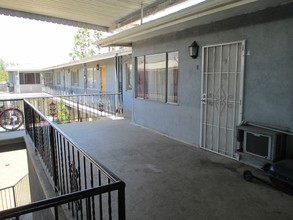 7745 Florence Ave in Downey, CA - Building Photo - Building Photo