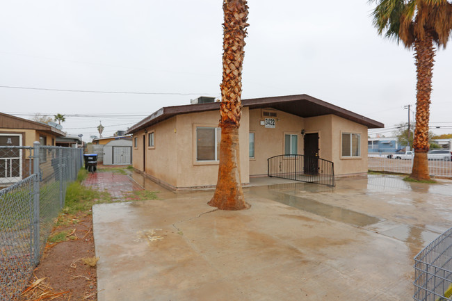 3422 Thomas Ave in North Las Vegas, NV - Building Photo - Building Photo