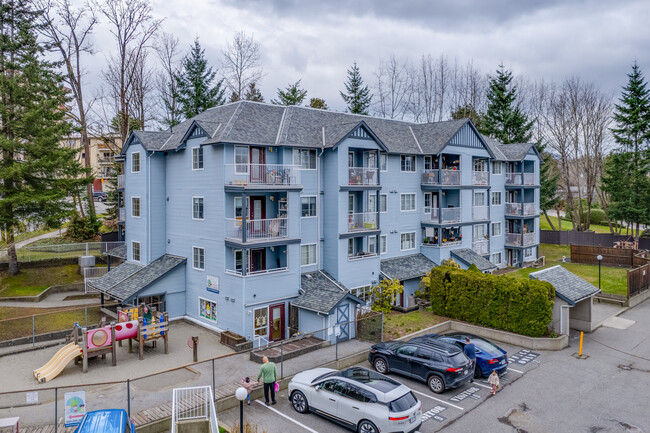 Ridgelawn Gardens in Burnaby, BC - Building Photo - Building Photo