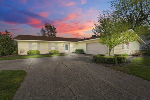 2907 Greenbriar Dr in Fort Wayne, IN - Building Photo