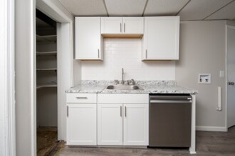 428 7th Ave in Troy, NY - Building Photo - Building Photo