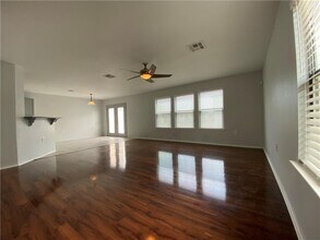 13205 Sea Biscuit Dr in Austin, TX - Building Photo - Building Photo